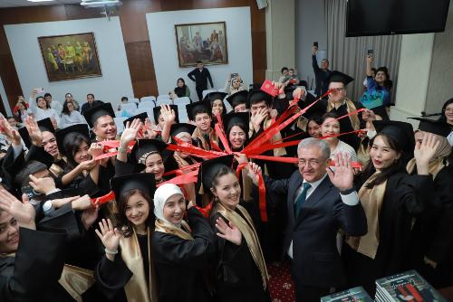 Graduation ceremony for clinical residents of the E. Kh. Turakulov Republican Specialized Scientific and Medical Center for Endocrinology