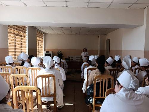 Toshkent shahrining tumanlaridagi kuratorlar, bemorlarni 6 ta endokrin nozologiya bo‘yicha marshrutizatsiya qilish togrisida o‘quvdan o‘tdilar va o‘quv yakunida trener sertifikatlariga ega bo‘ldilar.