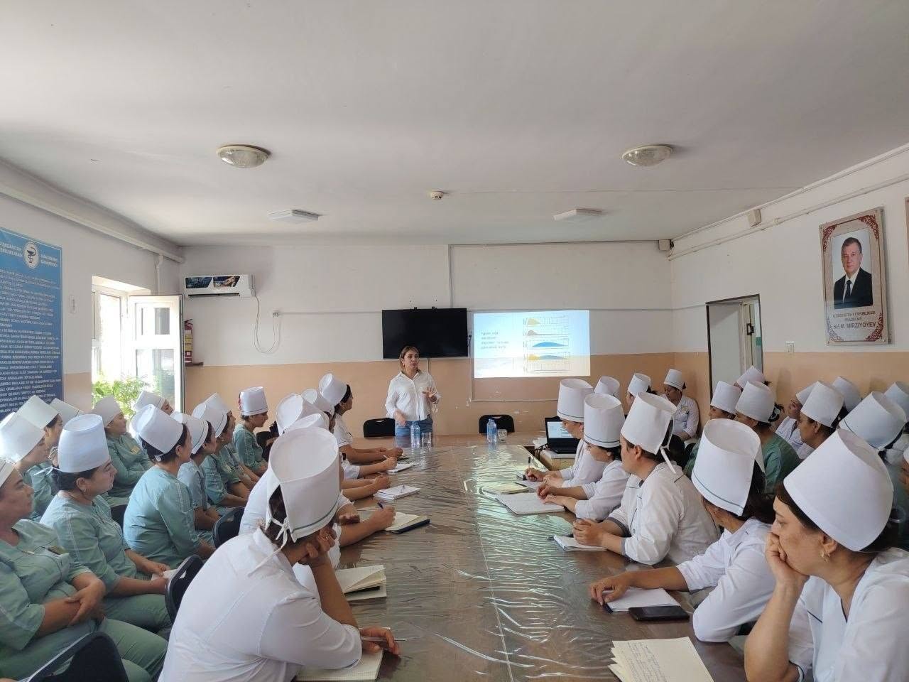 Toshkent viloyatining birlamchi tizimidagi xamshiralar uchun endokrin kasalliklarni erta aniklash va skrining ishlarini olib borish buyicha ukuv seminarlari tashkil etilmokda. 