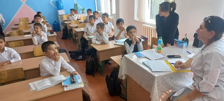 Бухоро вилояти эндокринология диспансери ходимлари томонидан амалга оширилган тиббий кўриклар.