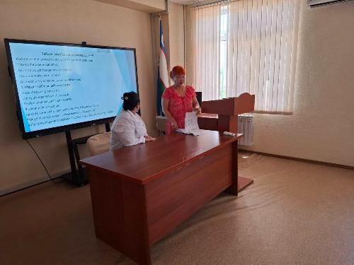 07.05.2025 Endocrinologist of Tashkent branch of RSNPMCE named after academician Y.H. Turakulov, supervisor of Almazar district E.A. Khan studied the activity of 15 family hospital of Almazor district. On 07.05.2025, a seminar was held by M.A. Aikhodzhaev
