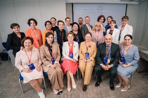 I united Congress of endocrinologists and patient organizations of CIS countries on the strategy of medical care for people with diabetes. people with diabetes mellitus. 30.05.2025. Russian Federation. Moscow.