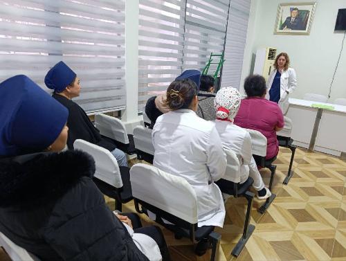 Тошкент шаҳрининг туманларидаги кураторлар, беморларни 6 та эндокрин нозология бўйича маршрутизация қилиш тогрисида ўқувдан ўтдилар ва ўқув якунида тренер сертификатларига эга бўлдилар.
