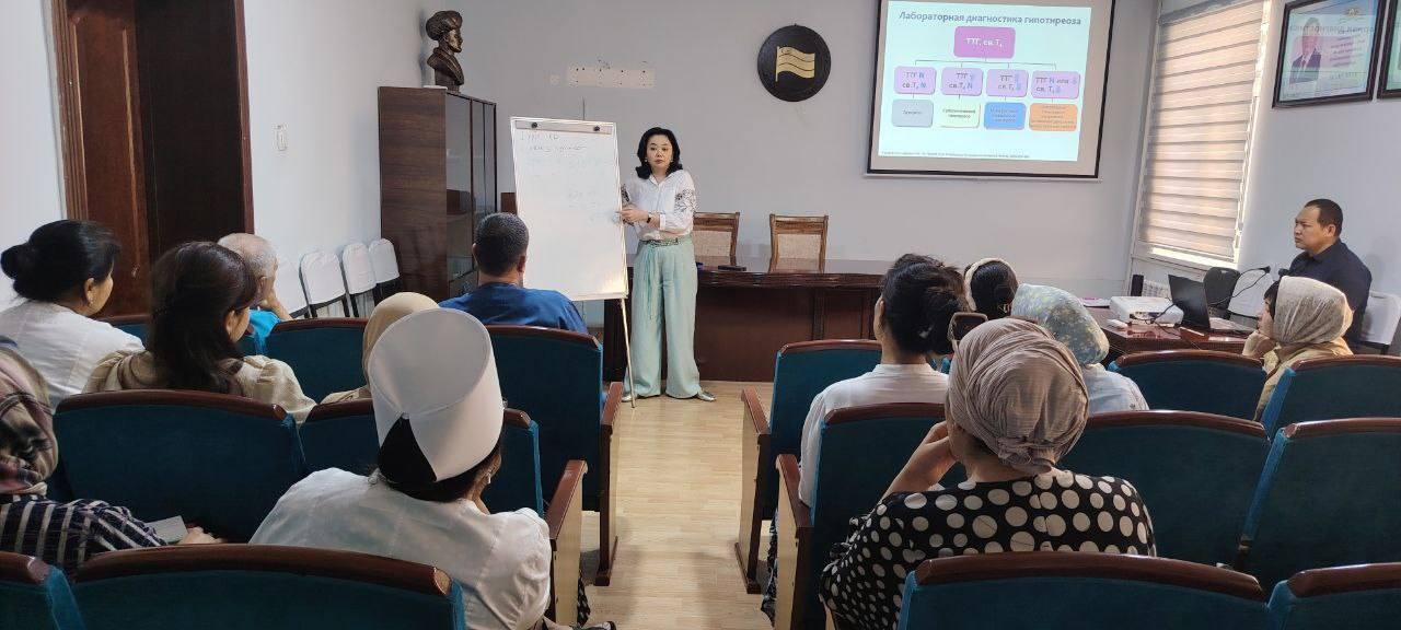 For human dignity!  From May 19 to 21, 2025, an 18-hour (credit) training course was organized by Sh.T. Murotova, an employee of the RSNPMCE, Doctor of Medical Sciences.