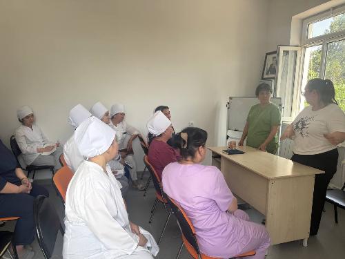 On 29.04.2025, doctor-enocrinologist of Tashkent city branch of RSSPMCE named after academician Y.H.Turakulov Z.M.Pernebaeva examined the work service of 11-SP of Sergeli district.