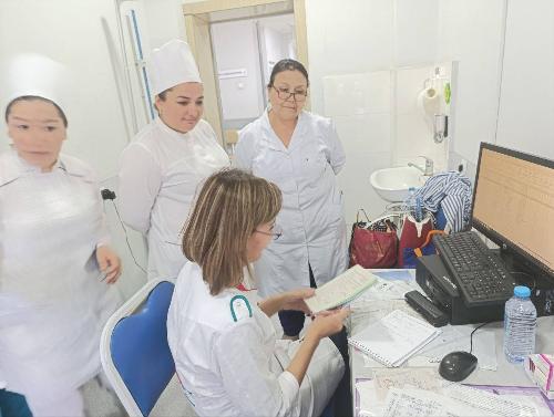 On 30.06.2025, the doctor-endocrinologist of Tashkent city branch of RSNPMCE named after academician Yo.H.Turakulov Rakhmanova H.A. conducted an inspection of the service of Uchtepi RMO.