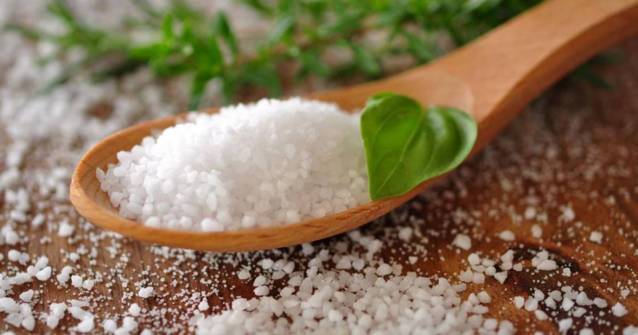 Зачем нужно добавлять йод в поваренную соль?